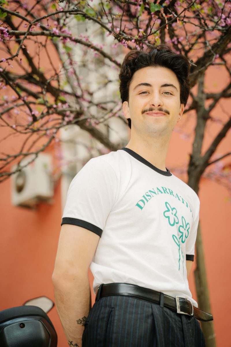T-shirt Branca Disnarrativo