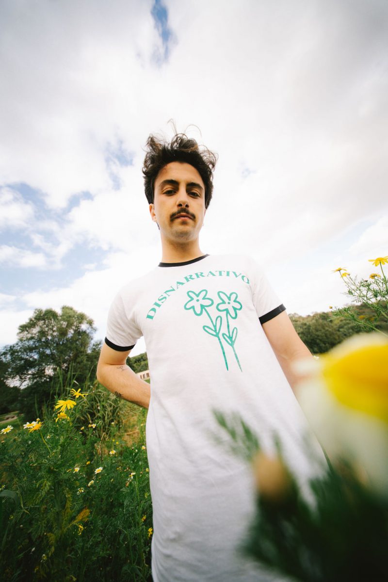 T-shirt Branca Disnarrativo